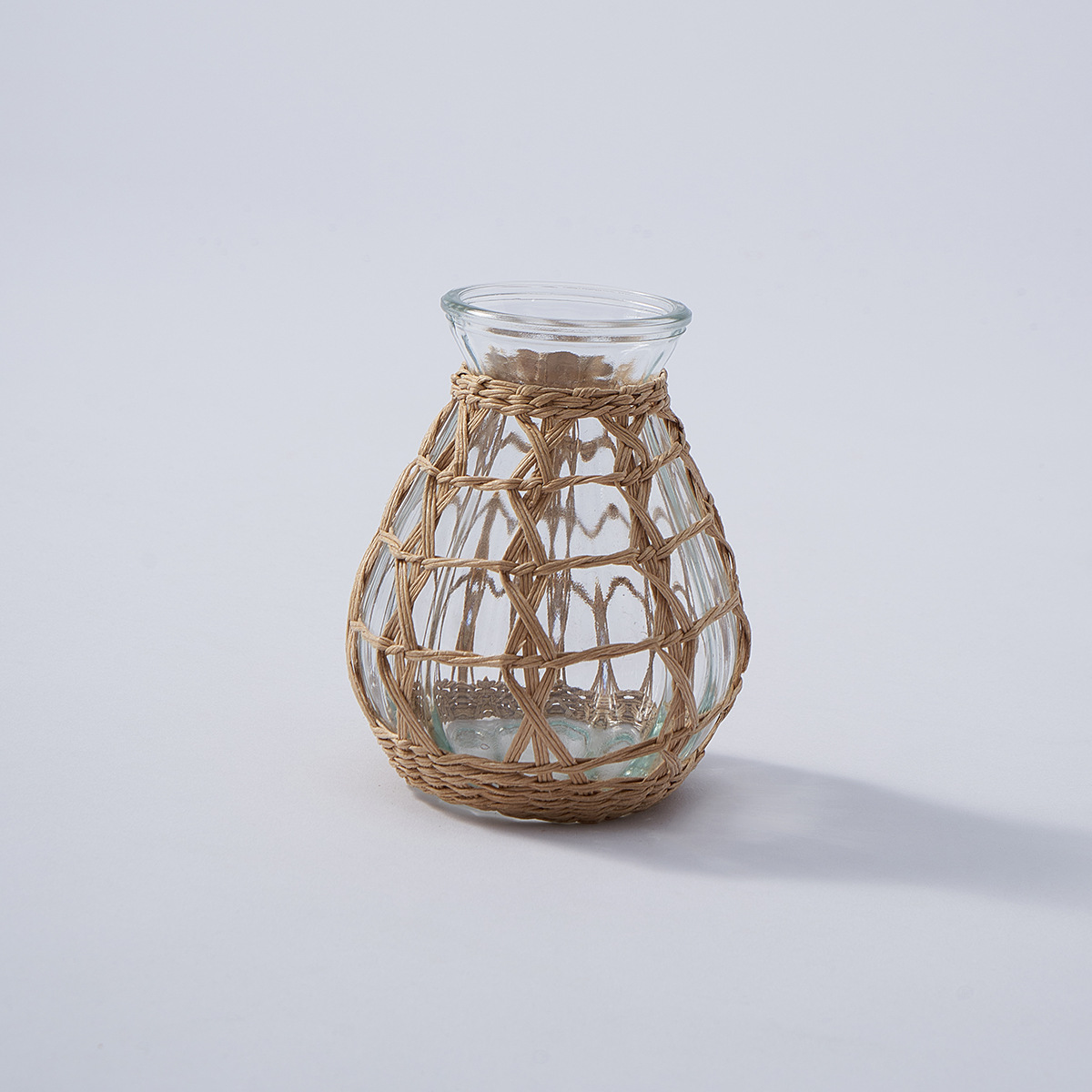 Custom eco decorative oil lamp for global bulk buyers, low MOQ, free quote for wholesale orders