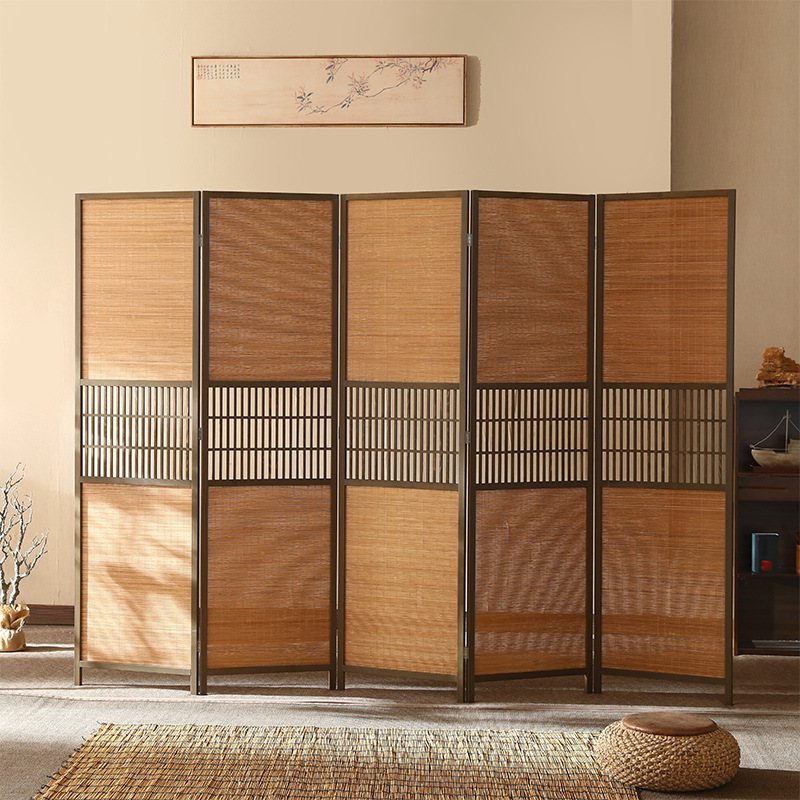 Close-up of the solid pine frame corner and woven bamboo infill